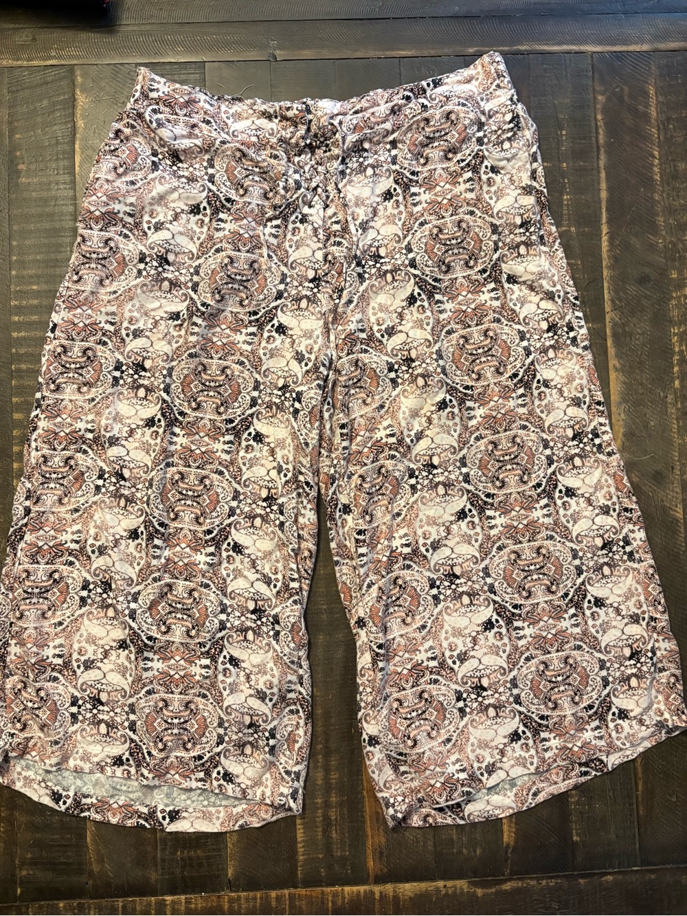 Signature Studio Flowy Paisley Cropped Pants Boho Wide Leg Lightweight Elastic